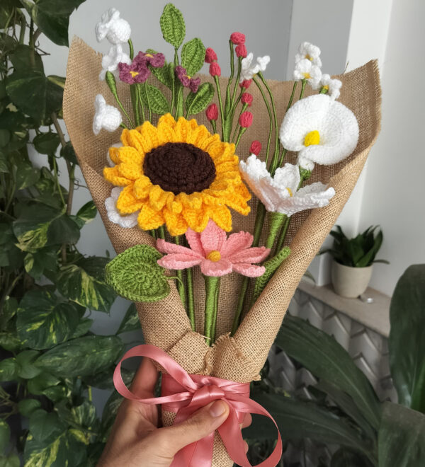 Handcrafted Crochet Flower Bouquet – Multicolor