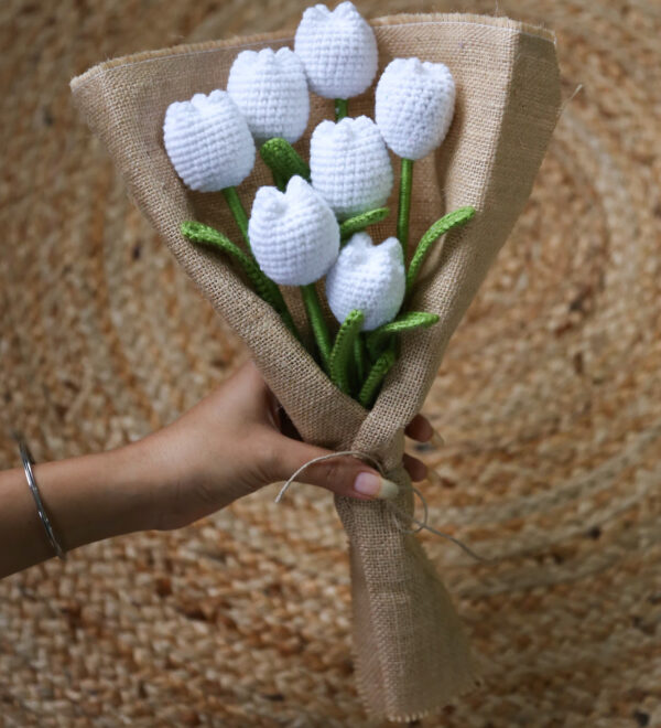 KC-Bouquet-Tulip-White