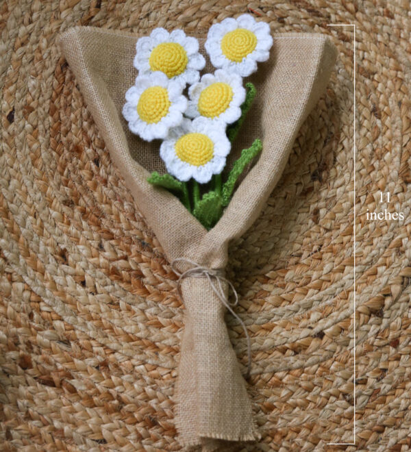 Handcrafted Crochet Daisy Bouquet – Rustic Jute Wrap
