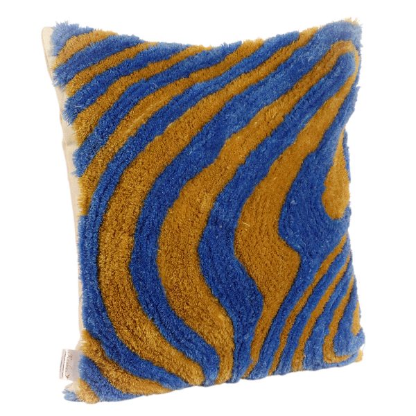 Kaahira Hand-Tufted Cushion Cover